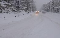 Maltempo, intensa nevicata a Courmayeur: le strade sono imbiancate